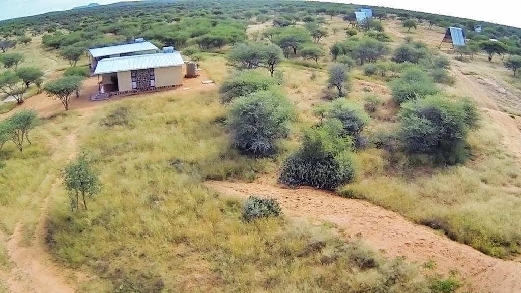 Ovita Wildlife Restcamp Okazize Quarto foto